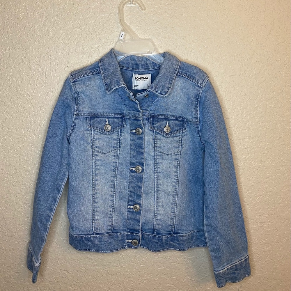 Girls Jean jacket.
